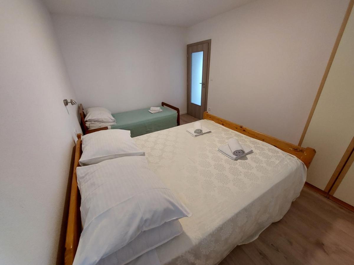 Apartments Babic Trogir Exterior photo
