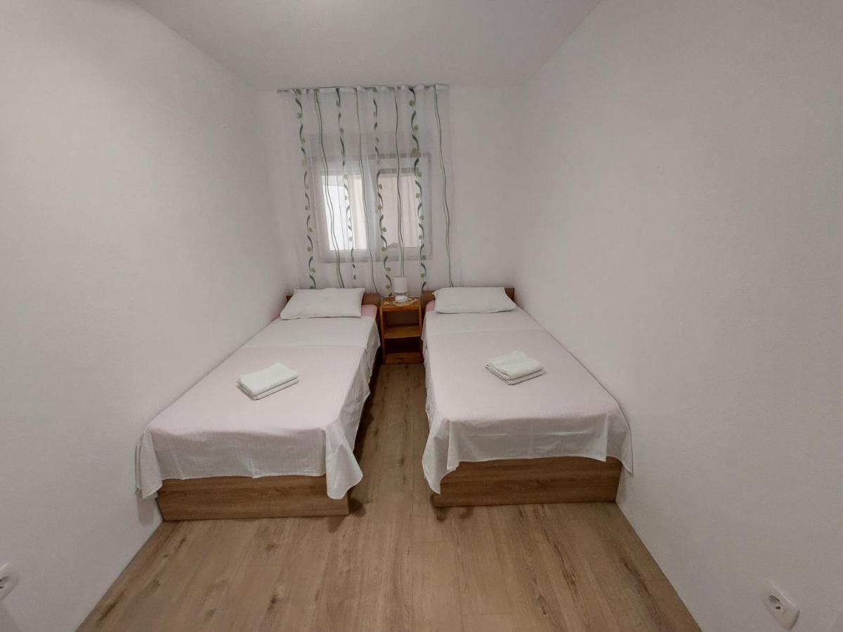 Apartments Babic Trogir Exterior photo